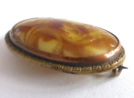 Vintage 1930's Yellow/Brown Swirl Oval Art Glass … - image 2