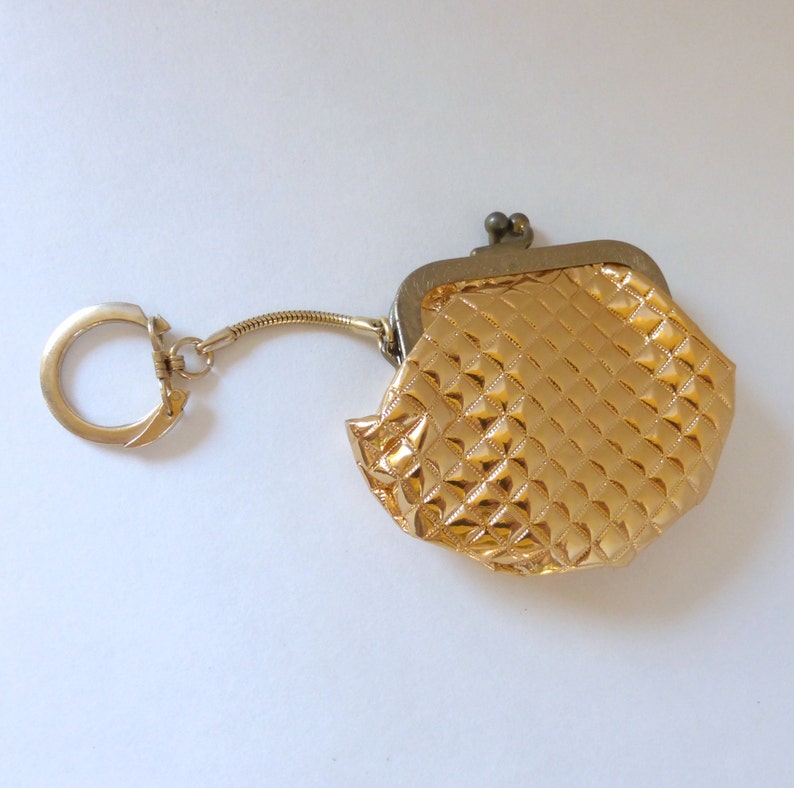 Vintage 1960/'s Gold Quilted Change Purse Pouch Keychain with Kiss Clasp in Original Round Box