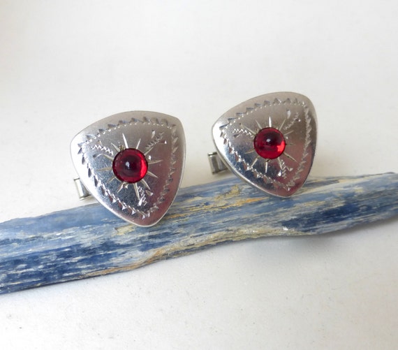 Men's Vintage 1950's Silver Engraved Triangular C… - image 1