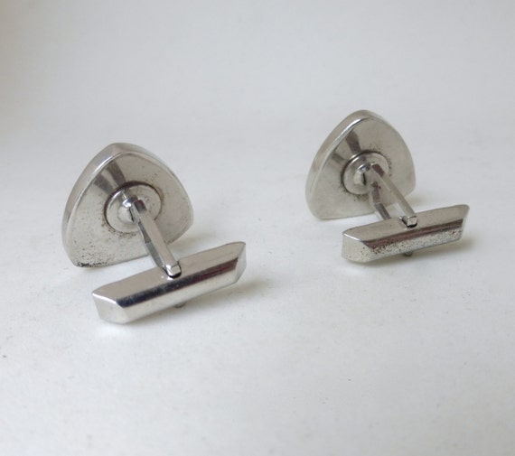 Men's Vintage 1950's Silver Engraved Triangular C… - image 5