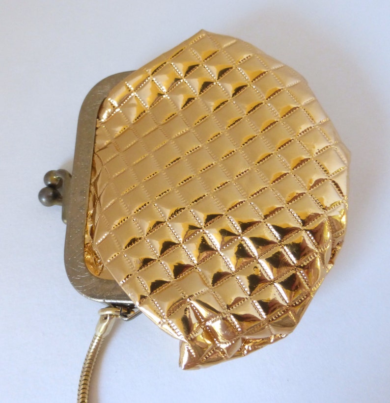 Vintage 1960/'s Gold Quilted Change Purse Pouch Keychain with Kiss Clasp in Original Round Box
