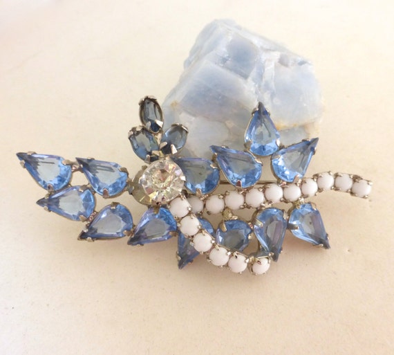 Vintage 1950's Blue Teardrop and White Rhinestone… - image 2