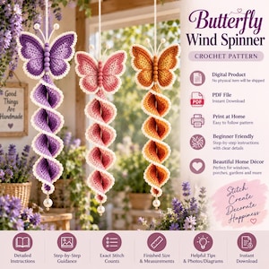Può includere: Tre girandole a farfalla all'uncinetto in sfumature viola, rosa e arancione, ciascuna con una farfalla in cima e una coda a spirale con una perlina bianca. Il testo include Butterfly Wind Spinner, Crochet Pattern e icone correlate.