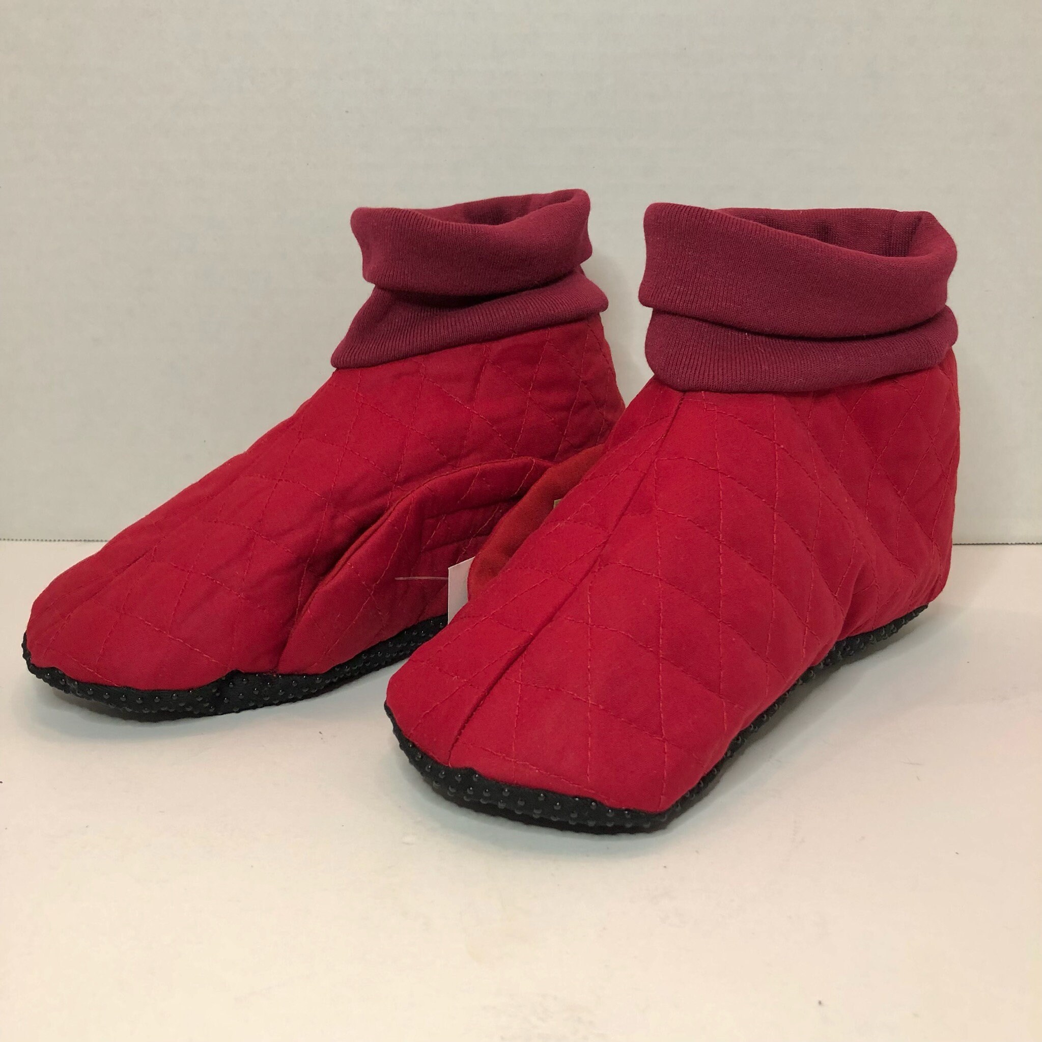 heated slippers mens