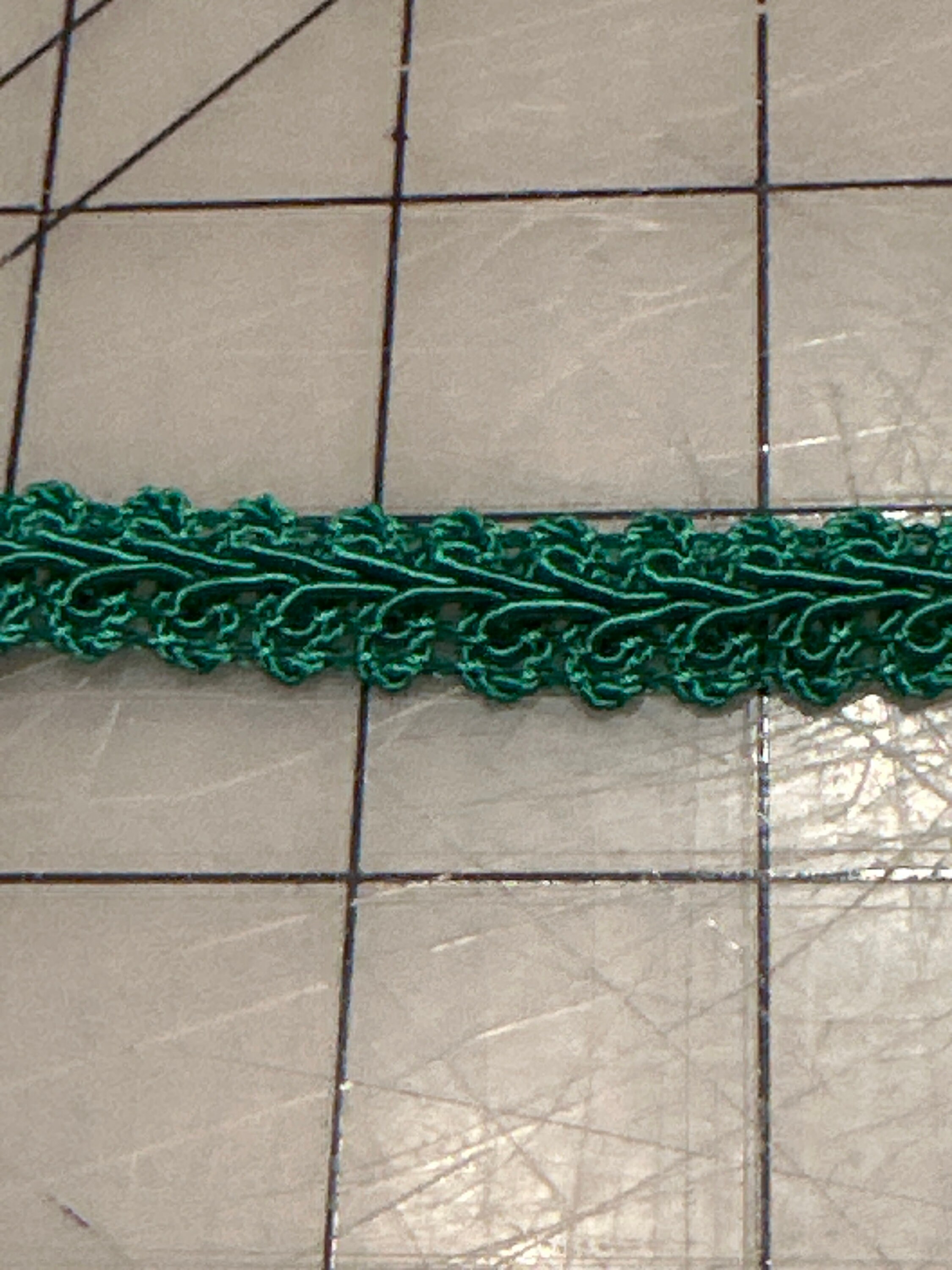 Galon de guirlande vert Kelly 1/2 x 36