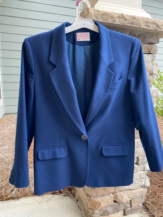 Navy Wool Pendleton BlazerSize 14PLadies BlazerNav… Gem