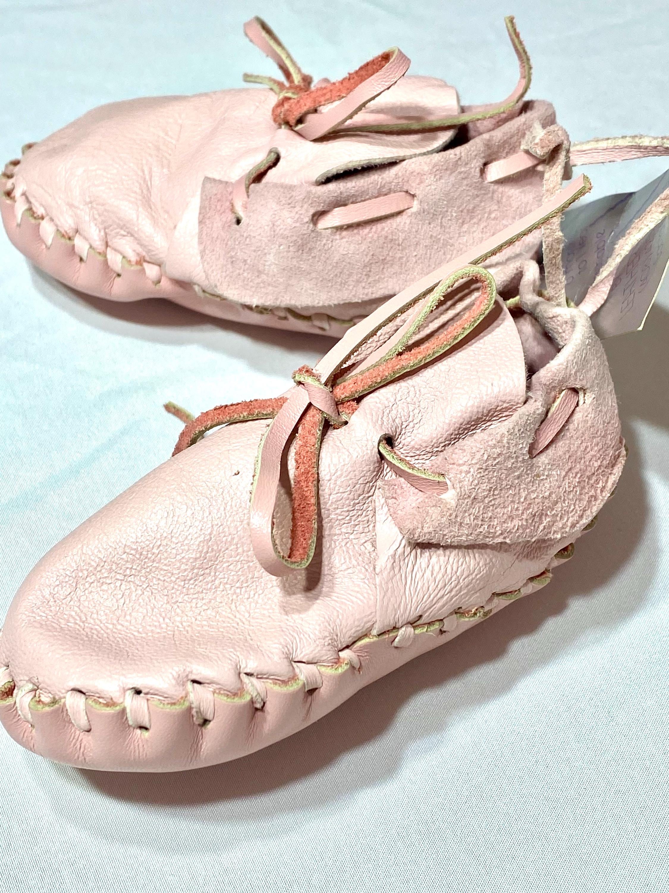 Never Worn Shoes - Etsy display picture 2