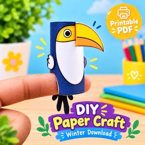 Pode incluir: Uma marioneta de tucano em papel DIY feita a partir de um tubo de papel azul, branco e amarelo. O tucano apresenta um grande bico amarelo, peito branco e pequenas asas. Um emblema amarelo diz Printable PDF e uma faixa roxa DIY Paper Craft.