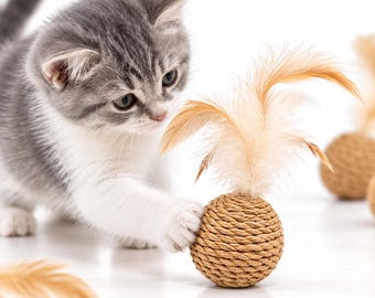 Palla giocattolo per gatti in piuma di sisal naturale, giocattolo interattivo per gattini, palla con campanellino, giocattolo con erba gatta, palla per arricchimento ambientale per gatti da interno