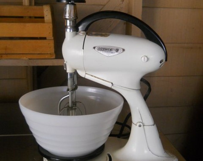 1948 Hamilton Beach Stand Mixer Model G Mid Century Etsy
