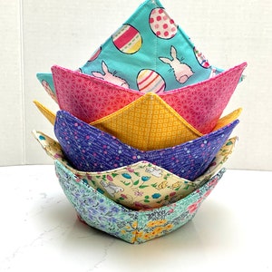 Microwave Safe Bowl Holder, Easter, Bunny, Bowl Cozy, Hot Bowl Holder, Reversible, Soup Bowl Cozy, Cozies, Gifts for Her, Kitchen Decor