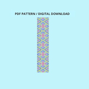 Puede incluir: Un patrón PDF y descarga digital con un diseño rectangular vertical compuesto por una cuadrícula geométrica de diamantes repetitivos. El patrón muestra una paleta de colores vibrantes de puntos amarillos, azules y rosas en red.