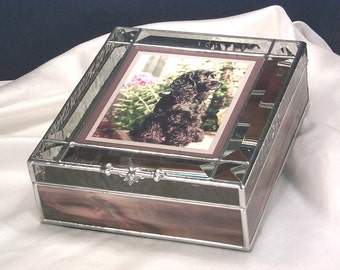 Pet Memento Keepsake Gift Box in Stained Glass for a 5" x 5" Photo
