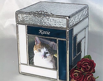 Pet Cremation Urn Small #12 Cat or Dog Urn with Photo window in Stained Glass in the Quilters style