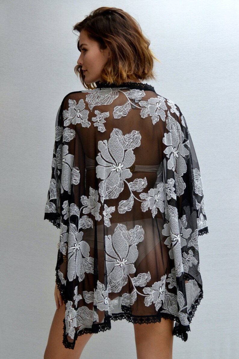 Kupu Kupu Tunic in Black/White image 3