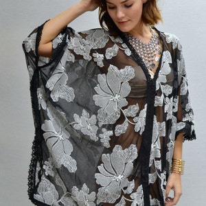 Kupu Kupu Tunic in Black/White image 2