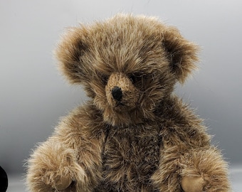 Calvin B. Bear, C03, Original, one of a kind, Handmade, Jointed, old fashioned, Collectible, Heirloom Teddy bear