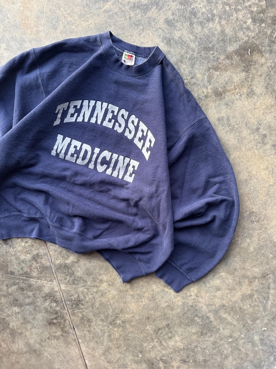 Vintage 90’s Rare Tennessee Medicine University College Crewneck Sweatshirt View 2
