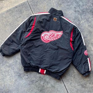 Vintage 90’s NHL Detroit Red Wings Hockey Starter  Rare Puffer Jacket Coat