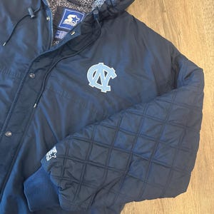 Vintage 90’s NCAA North Carolina Tar Heels University Starter Puffer Hooded Jacket Coat XL image 3