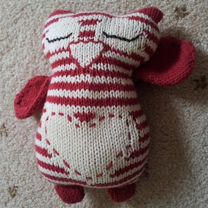 Strickanleitung: Schlafeule - ein kleiner Freund für den Tag schläft PDF