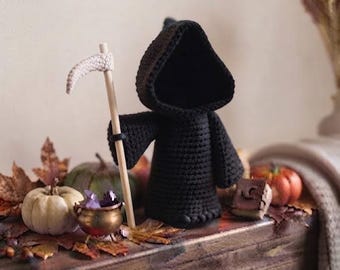 Crochet Grim Reaper Pattern, Halloween Amigurumi, Gothic Doll PDF