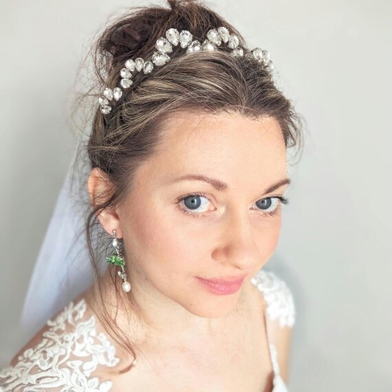 Crystal Art Deco Bridal Tiara: Elegant Rhinestone Headpiece 