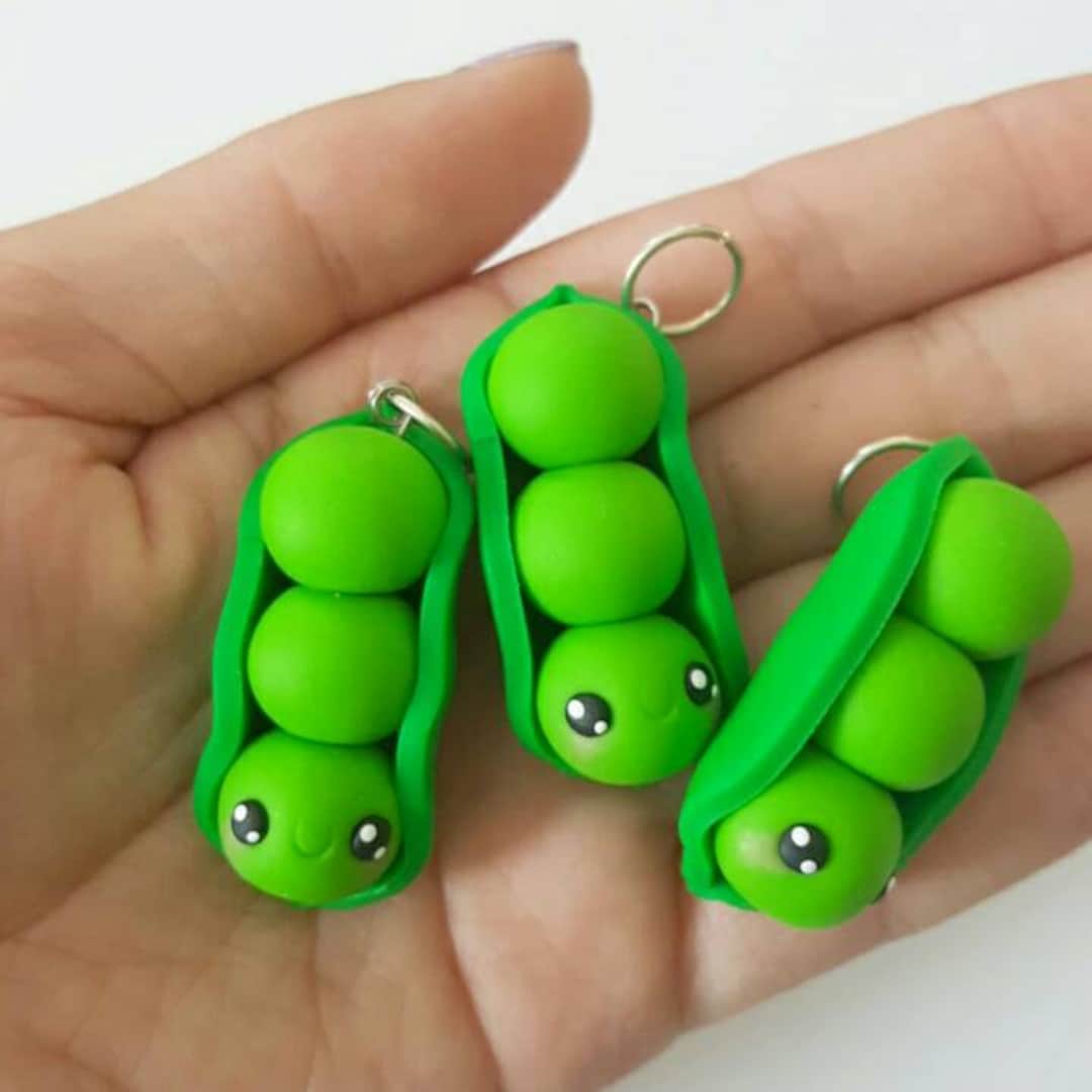 Pea Necklace Charms, Peas in a Pod Charm, Vegetable, Peas, Polymer Clay