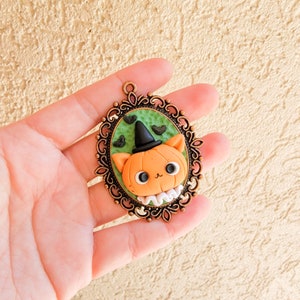 Cute Witch Kitty Halloween Necklace, Polymer Clay Charm, Polymer Clay Pendant, Halloween, polymer clay, clay pendant, Kawaii, Clay Charm