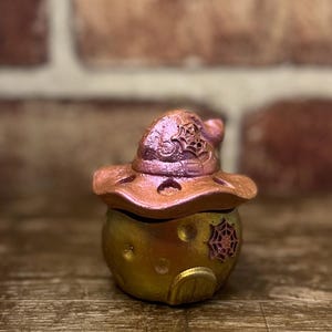 Pudełko na drobiazgi w kształcie serowego domku dla czarownicy | Ręcznie wykonany, fantazyjny wystrój fantasy