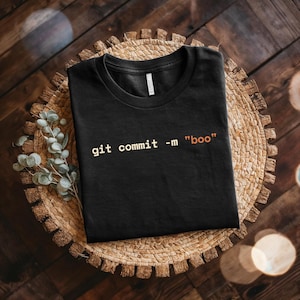 Rolig programmerare Halloween-t-shirt | Gåva för mjukvaruutvecklare | IT-nörd