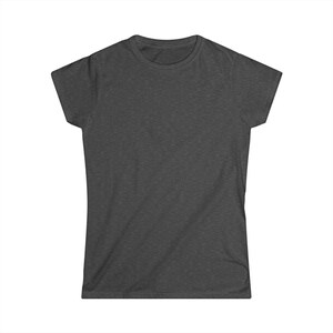 Minimal Society Maximum Bandwidth Women's Fitted Shirt - RV Life Tee - Off Grid Digital Nomad Gift Bild 7