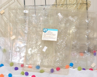 Collection vintage de 12 plateaux en plastique pour chocolats, bonbons gélifiés, bonbons et sucettes - Lot de variétés amusantes des années 1980