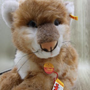 Vintage Steiff Junior Leo the Plush Lion with Tags