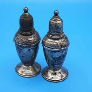 Saliera e pepiera vintage Reed & Barton Sterling con patina