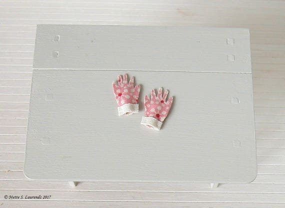 Miniatur Weihnachten #01# Weihnachtsstern mit Geschenkpapier Maßstab 1:12