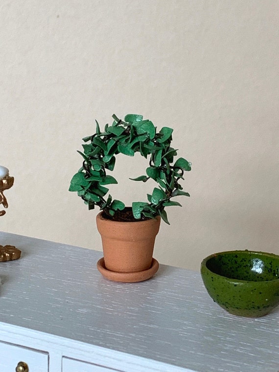 Dollhouse Miniature Ivy in a Hanging Basket 1:12 Scale