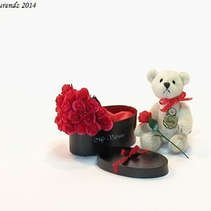 INSTANT DOWNLOAD 1:12 Scale Miniature flower tutorial, My Sweet Valentine 24 red roses in gift box' personal use only ENGLISH Tu05 image 2