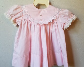 Vintage Girls Pink Dress with Daisies around Collar and Eyelet Lace Ruffles - Sizes 3 and 6 Months- New, never worn