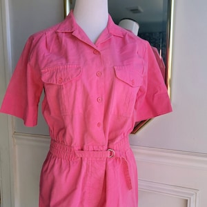 Vintage Frau Rosa Shorts Spielanzug Spielset von Ivory - Größe M - Gürtel Taille - Shortsalls - Sommer - 80er Jahre Retro Strand - Miami Florida