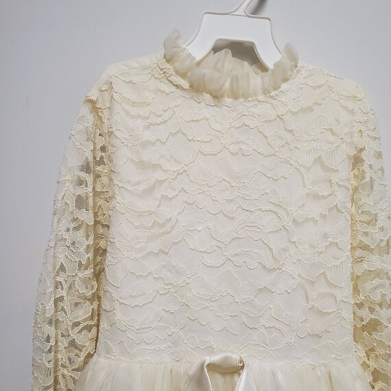 4610532 Off-White Transparent Lace Dress