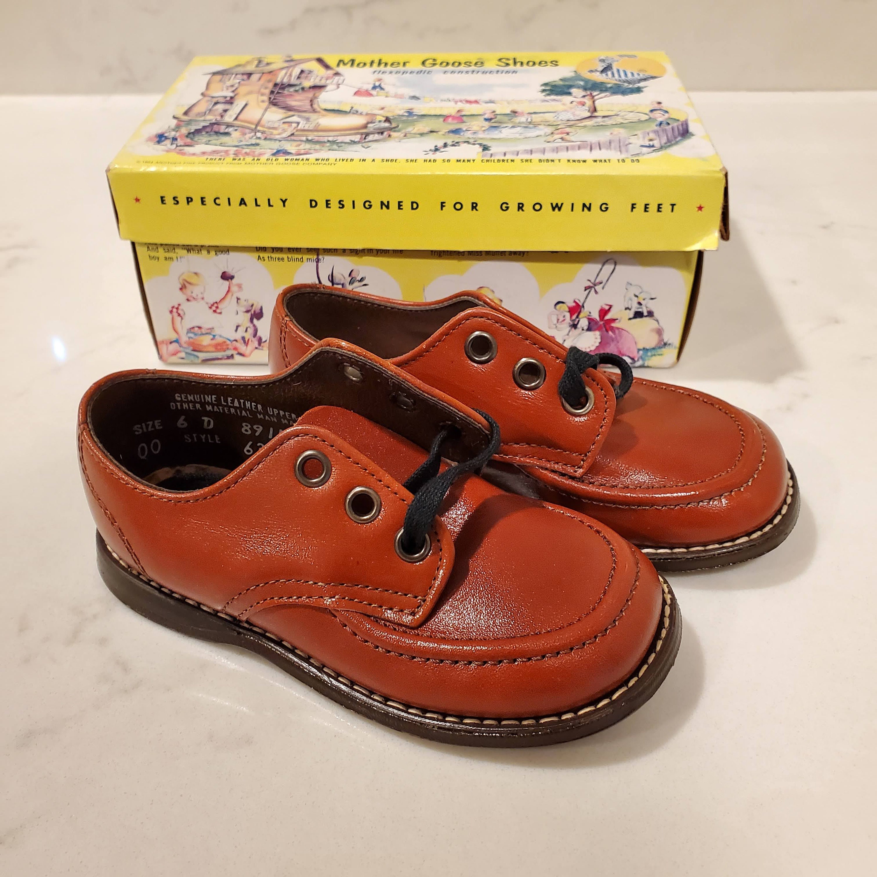 New in Box Ortopédico Back to School Size 6D Christmas Shoes Vintage Boys Brown Leather Shoes by Mother Goose Zapatos Zapatos para niño Oxford y con punto en ala 