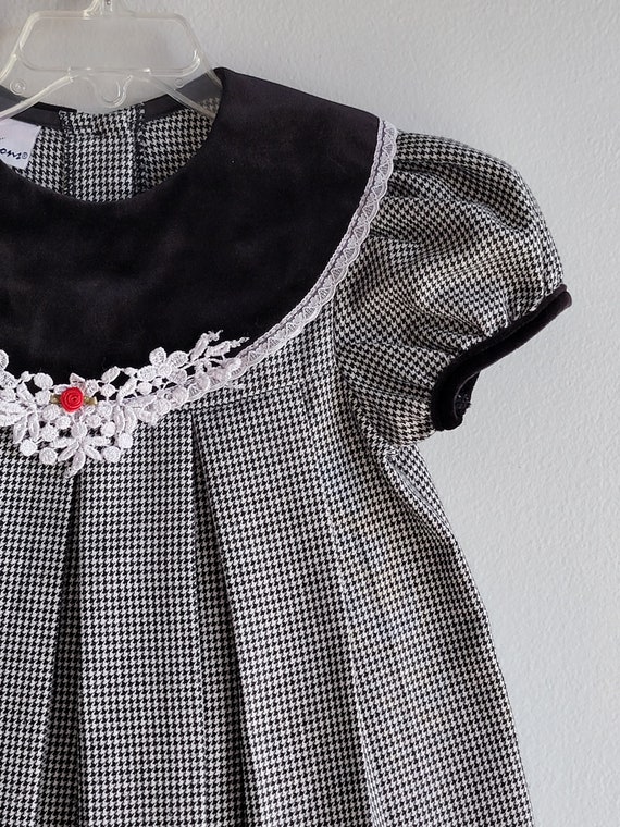Vintage Girls Black and White Houndstooth Plaid D… - image 3