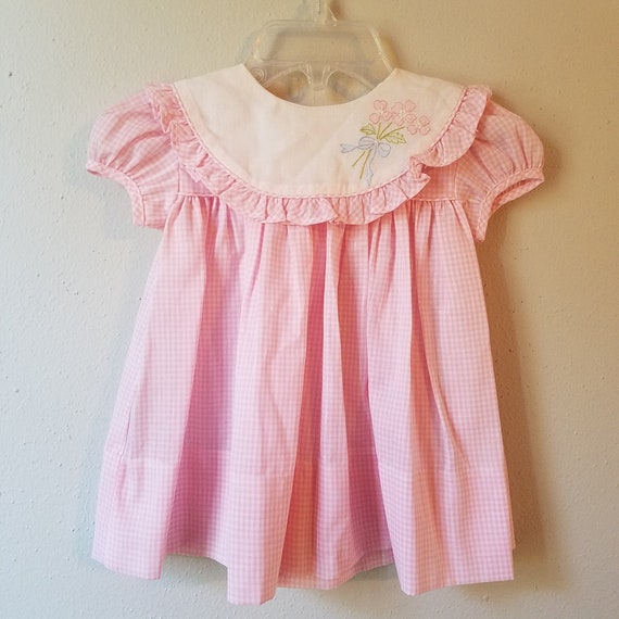 Vintage Pink Gingham Dress: Floral Embroidered Collar, Ruffled Easter Outfit (9 Months)