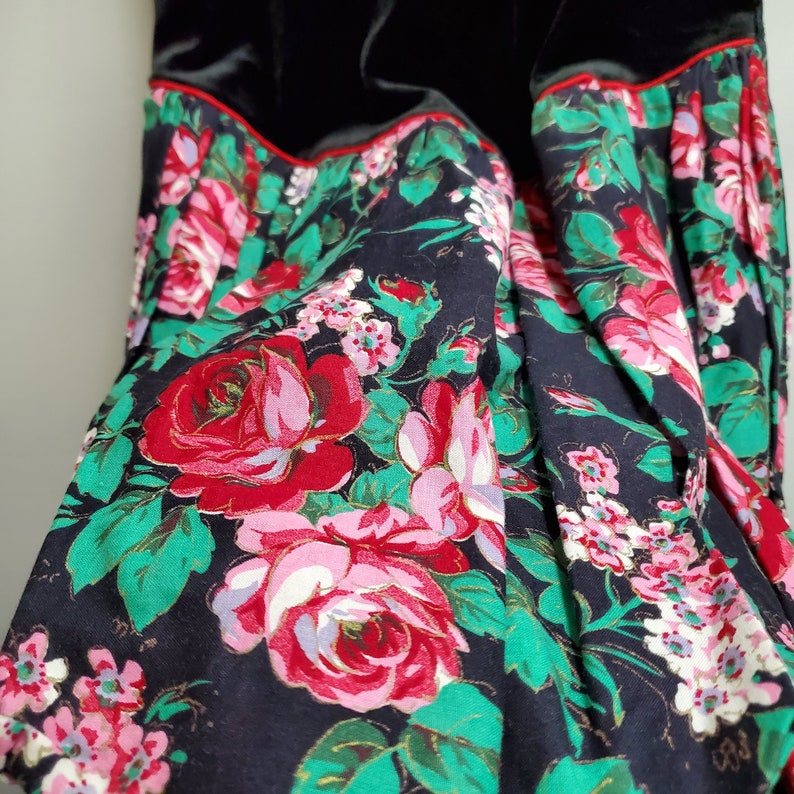 floral balloon skirt