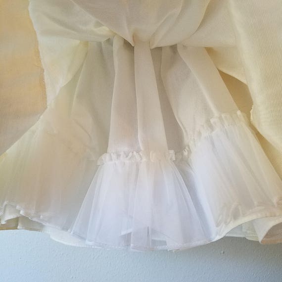 Vintage Girls Black Velvet and Off-White Taffeta … - image 4