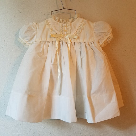 Vintage Girls White Dress with Lace Ruffles and P… - image 1