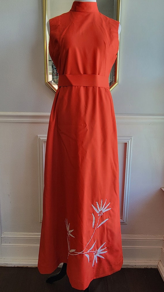 Vintage Woman's Red Sleeveless Dress with White F… - image 1