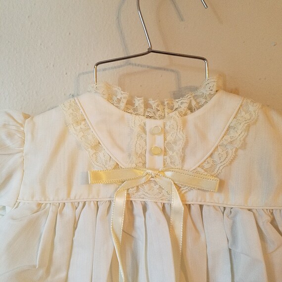 Vintage Girls White Dress with Lace Ruffles and P… - image 2