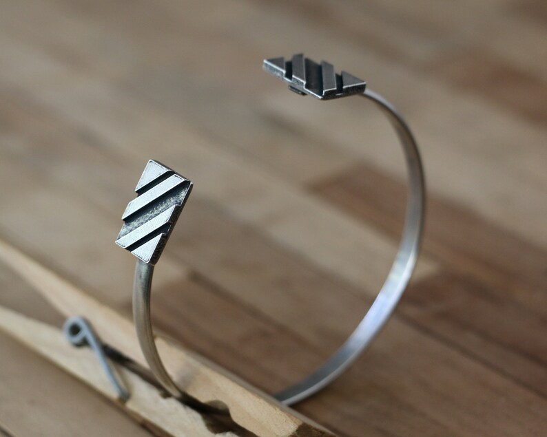 Uneven Dashed Double Square Panel Cuff Bracelet Asymmetric Gap Side Up Brass Stripe Boards Wristlet Women GoldSilver Emboss Lines Bangle